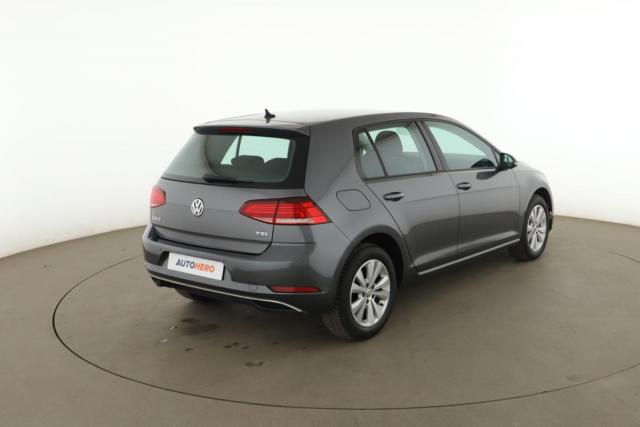 Volkswagen Golf image 1
