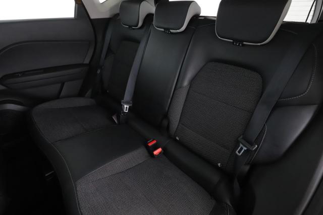 Renault Captur image 3