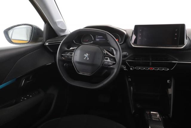 Peugeot 208 image 8