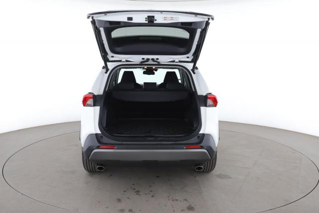 Toyota Rav4 image 6