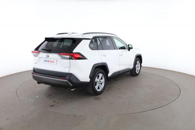 Toyota Rav4 image 2