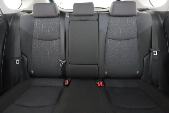 Toyota Rav4 image 9