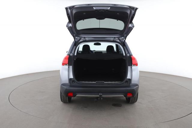 Peugeot 2008 image 2