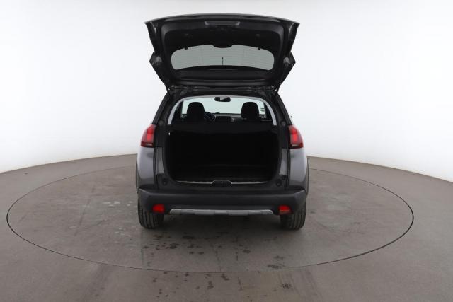 Peugeot 2008 image 8