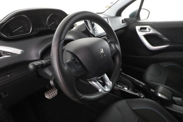 Peugeot 2008 image 7