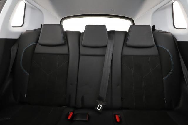 Peugeot 2008 image 9