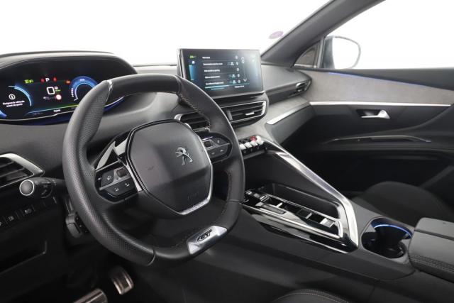 Peugeot 3008 image 2