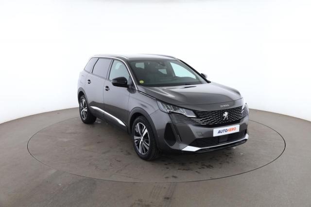 Peugeot 5008 image 4