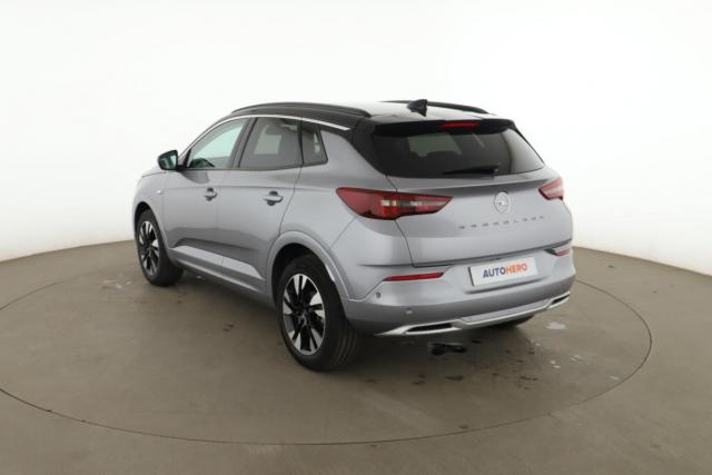 Opel Grandland image 2