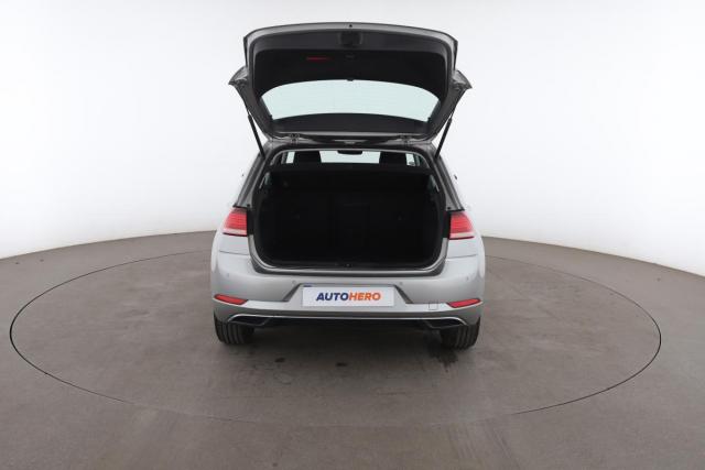 Volkswagen Golf image 3