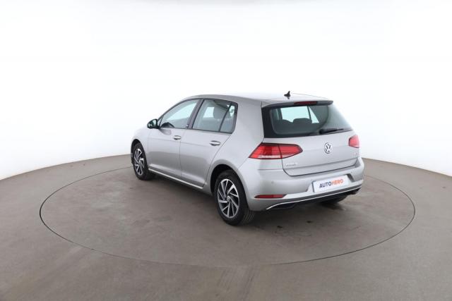 Volkswagen Golf image 1