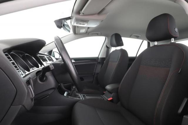 Volkswagen Golf image 5