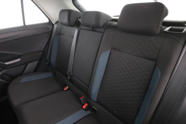 Volkswagen T-Roc image 7