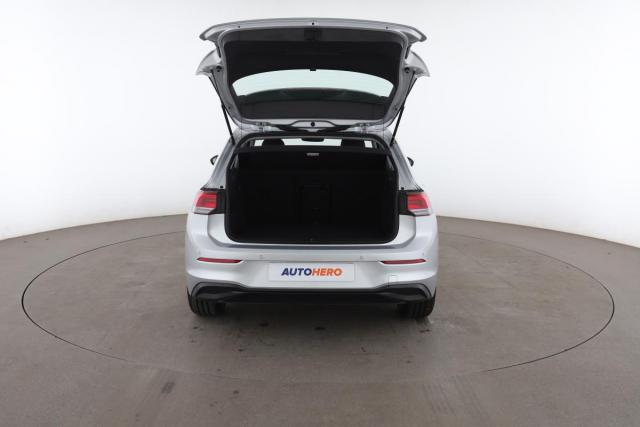 Volkswagen Golf image 3