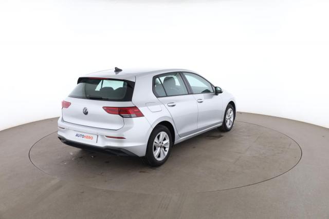 Volkswagen Golf image 2
