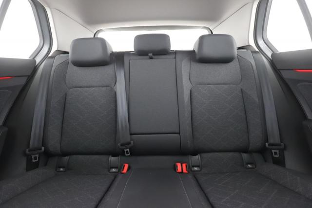 Volkswagen Golf image 5