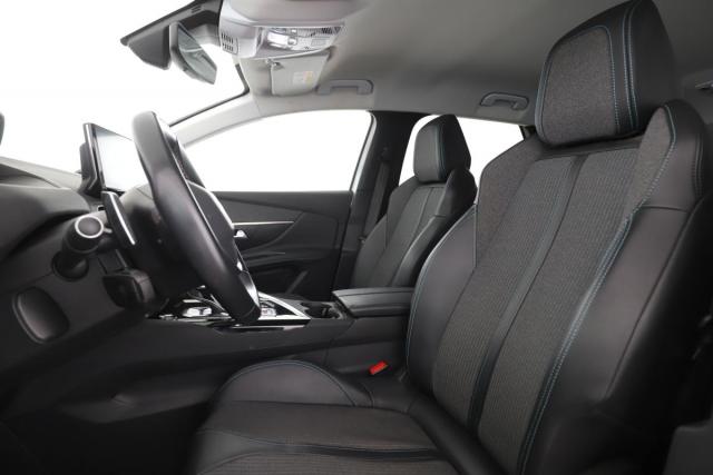 Peugeot 3008 image 3