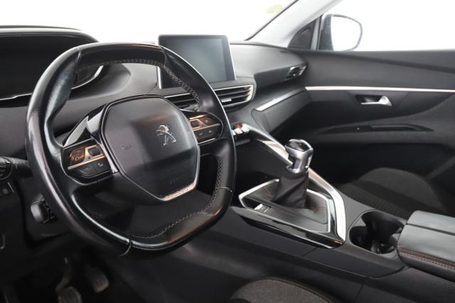 Peugeot 5008 image 6