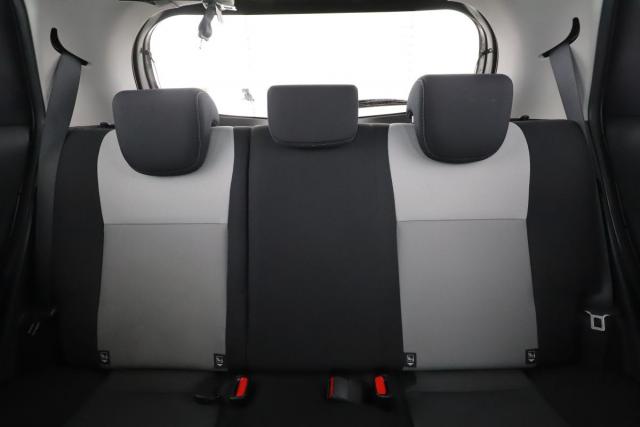 Toyota Yaris image 8