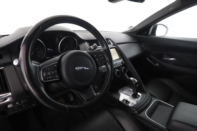 Jaguar E-Pace image 3