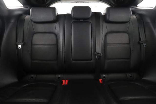 Jaguar E-Pace image 6