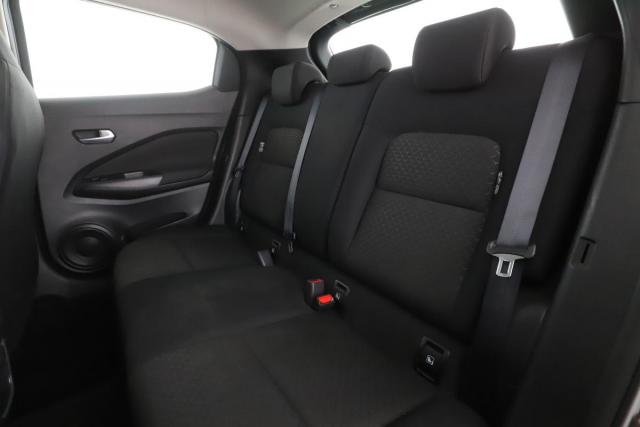 Nissan Juke image 4