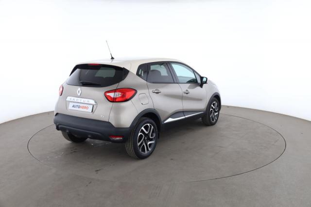 Renault Captur image 9