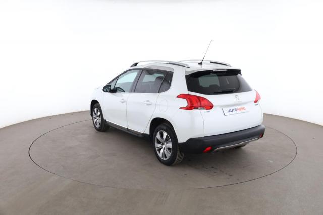 Peugeot 2008 image 6