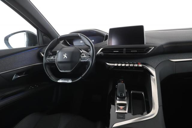 Peugeot 3008 image 2