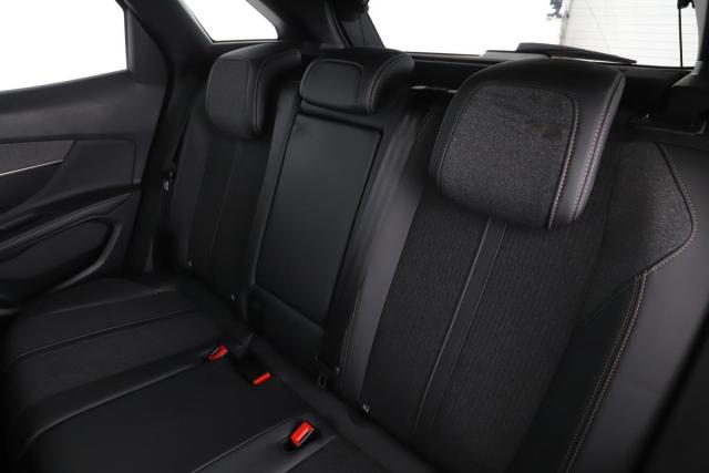 Peugeot 3008 image 6