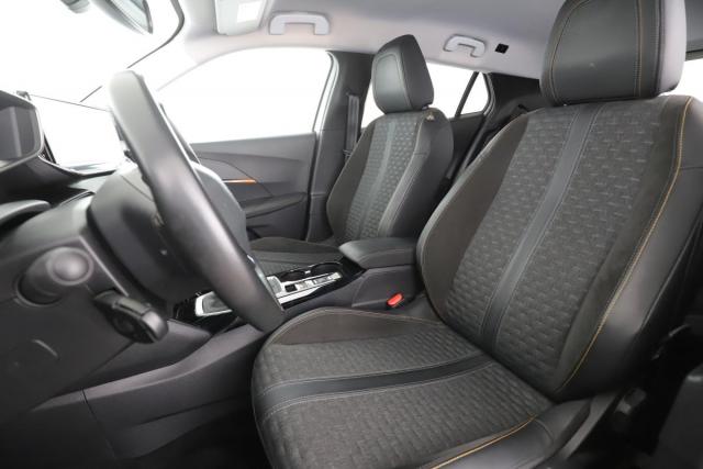 Peugeot 2008 image 9