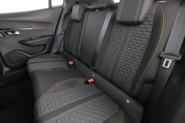 Peugeot 2008 image 4