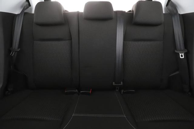 Peugeot 208 image 3