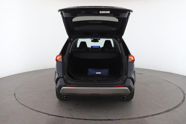 Toyota Rav4 image 2