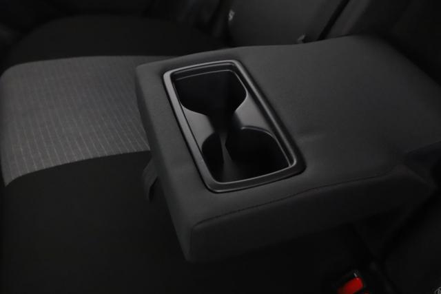 Toyota Rav4 image 9