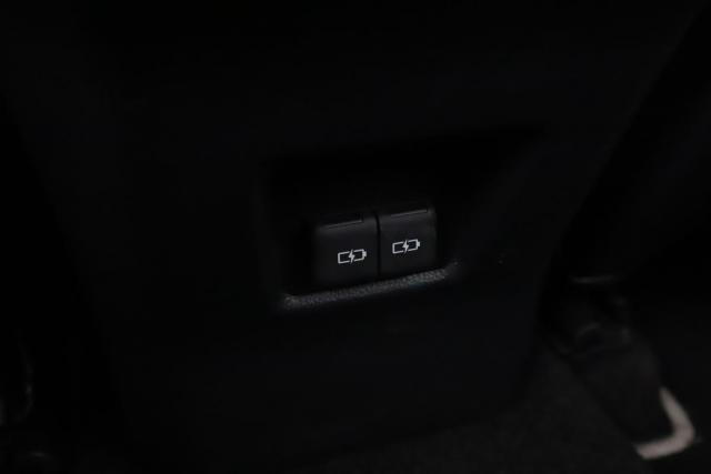 Toyota Rav4 image 6