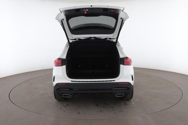 Mercedes Benz Gla image 5