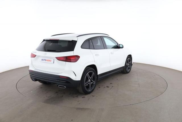 Mercedes Benz Gla image 3
