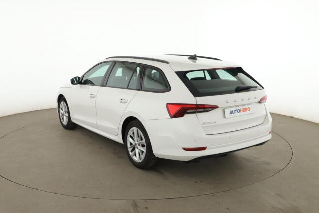 Skoda Octavia image 9