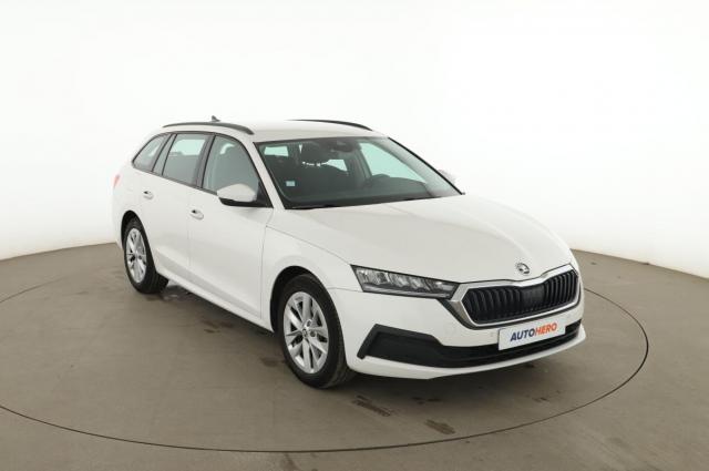 Skoda Octavia image 8