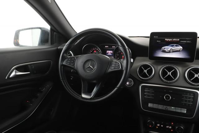 Mercedes Benz Cla image 5