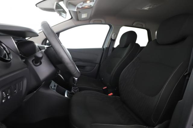 Renault Captur image 2