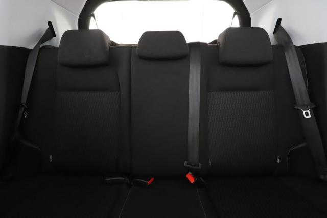 Peugeot 208 image 1