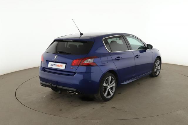 Peugeot 308 image 1