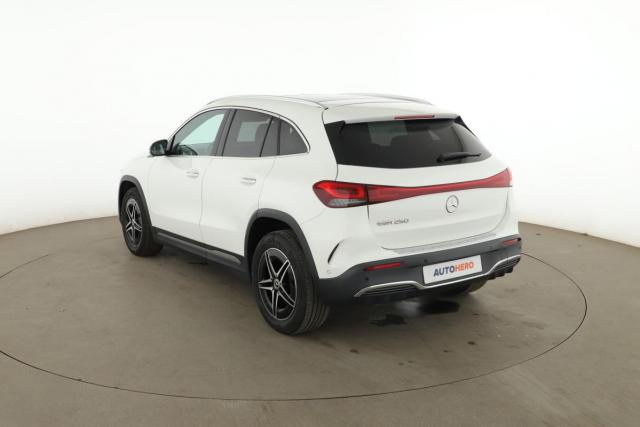 Mercedes Benz Eqa image 8