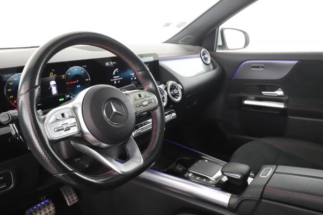 Mercedes Benz Eqa image 6