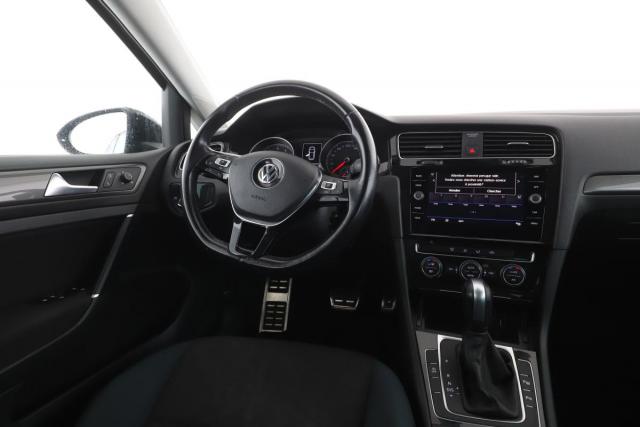 Volkswagen Golf image 3