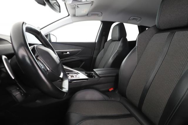 Peugeot 3008 image 8