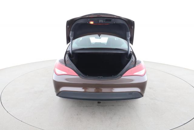 Mercedes Benz Cla image 4