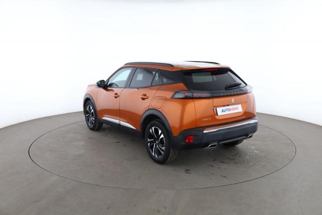 Peugeot 2008 image 2